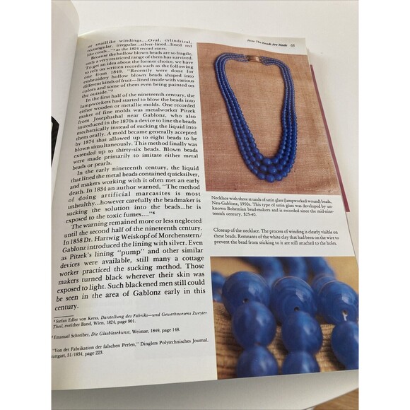 Glass in‎ Jewelry - Paperback By Jargstorf, Sibylle - Schiffer Book ACCEPTABLE - Picture 9 of 9